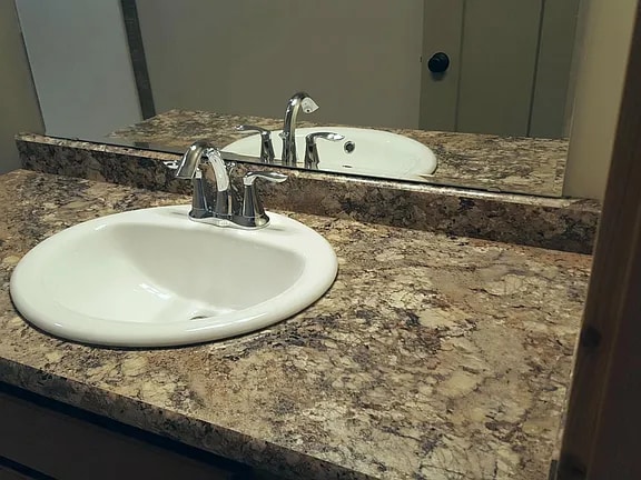 Building Photo - 2025 Mount Ave