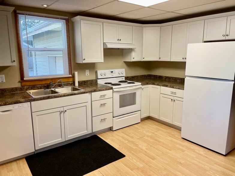 Building Photo - 451 N Roosevelt St