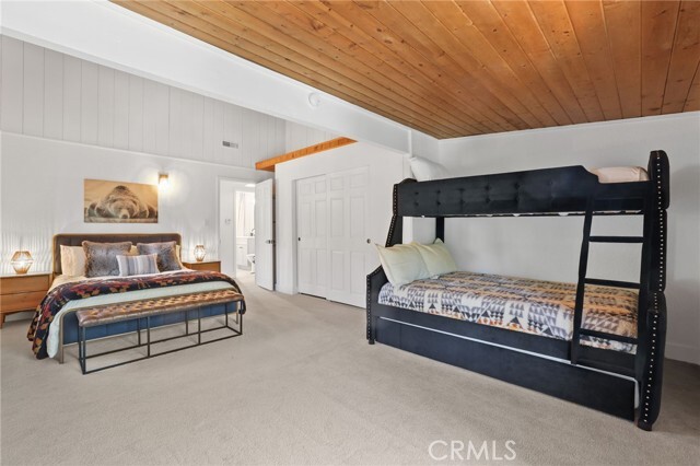 Building Photo - 41625 Thrush Ct