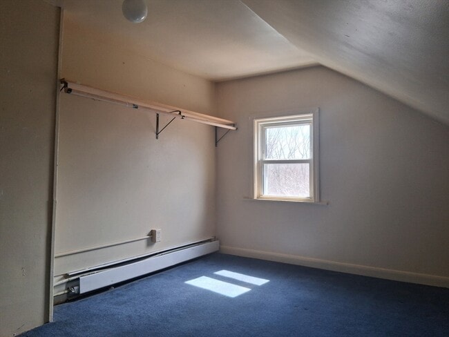 Building Photo - 227 Main St