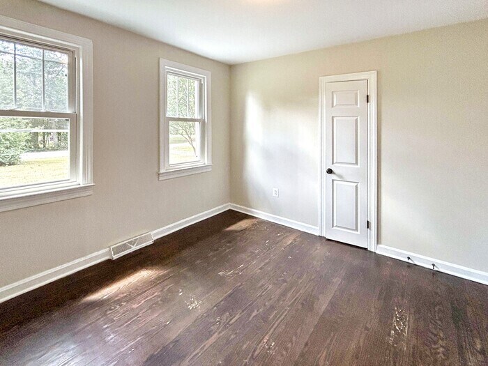 Building Photo - 146 Van Horn Ln