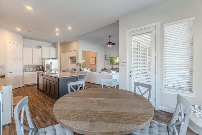 Building Photo - 25403 Angelwood Springs Ln