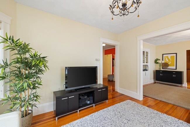 Building Photo - 29 Worcester St