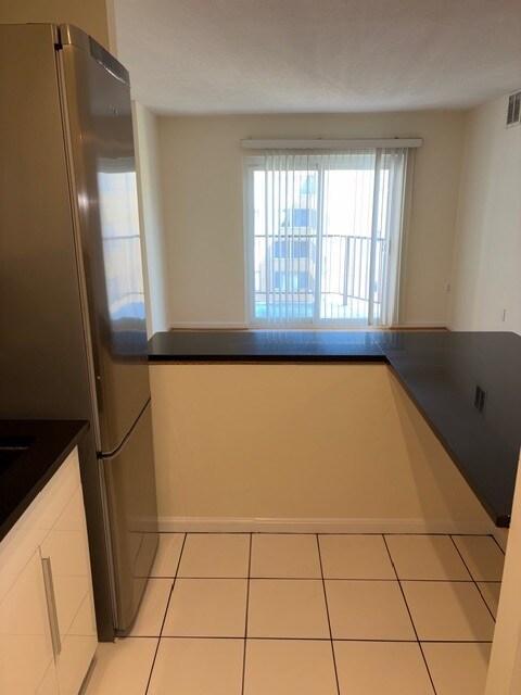 Kitchen to LR - 1718 P St NW