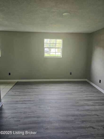 Building Photo - 3421 Shanks Ln