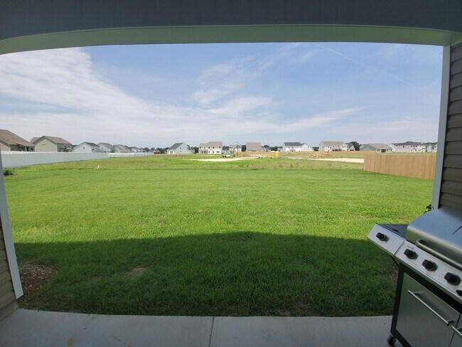 Building Photo - 205 Korbel Dr