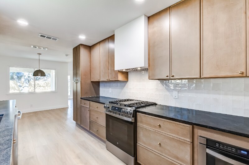 Building Photo - 4827 Gerona Dr