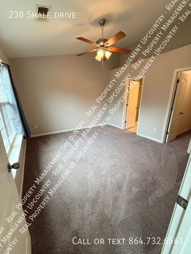 Building Photo - 230 Shale Dr