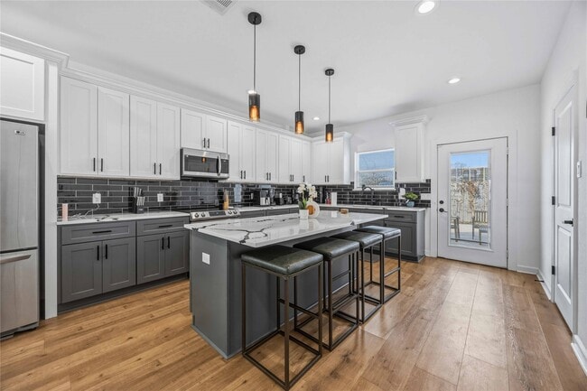 Building Photo - 6130 Conley St