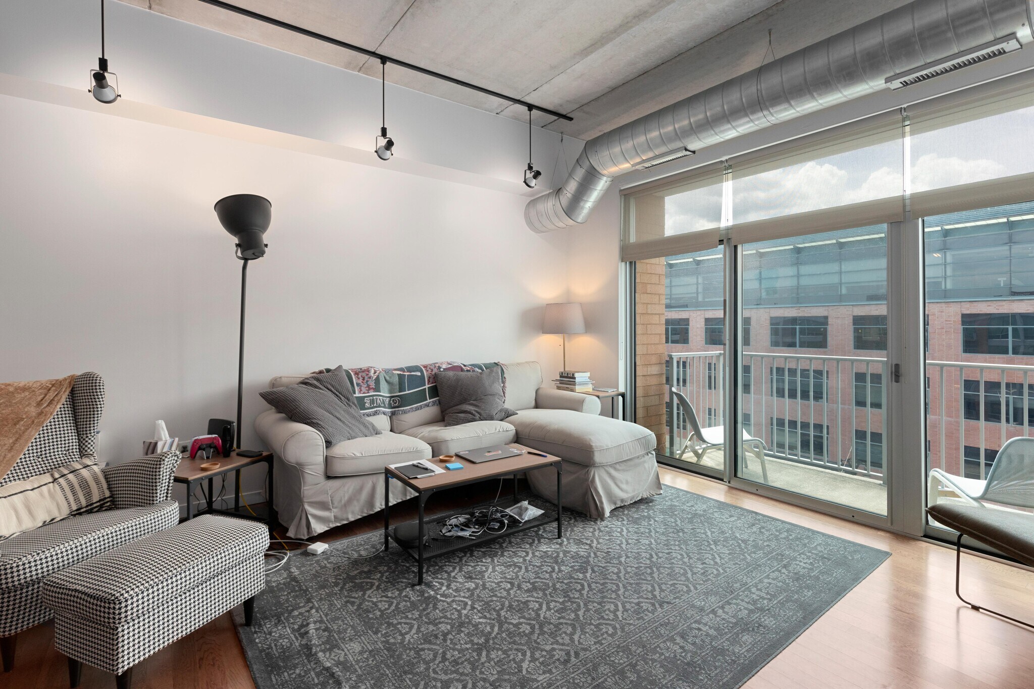 Building Photo - 3670 Woodward Ave