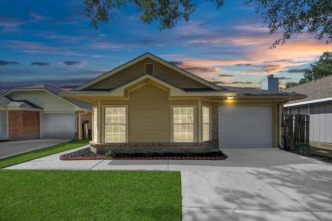 Building Photo - 9211 Autumn Harvest Dr