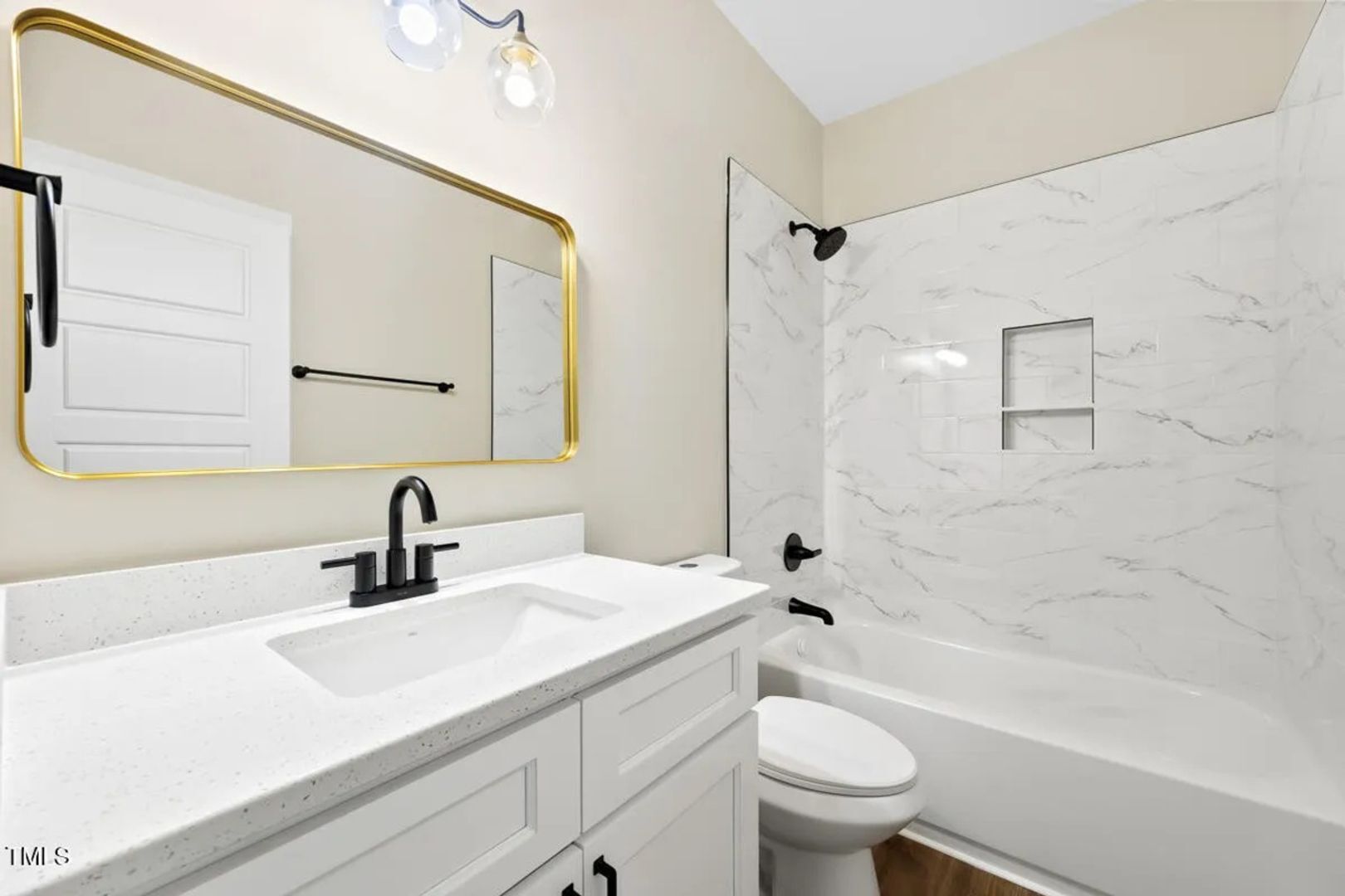 Building Photo - 149 Amber Rd