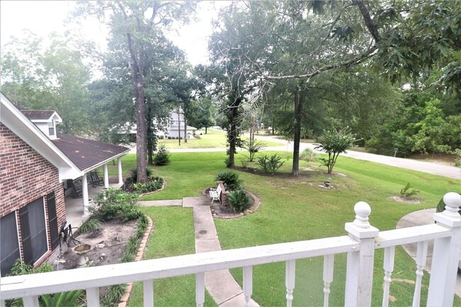 Building Photo - 1702 Cougar Creek