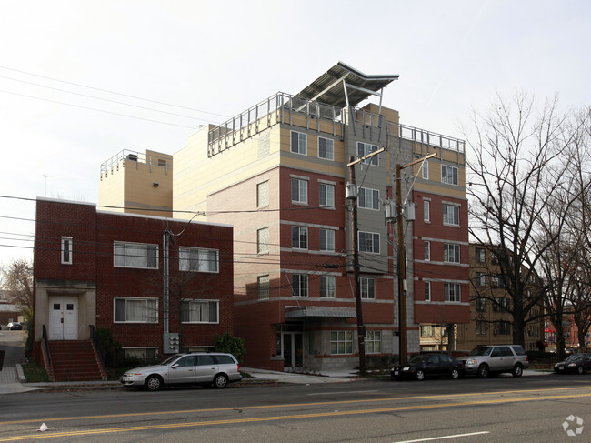 Primary Photo - Vida Senior Residences at Brightwood