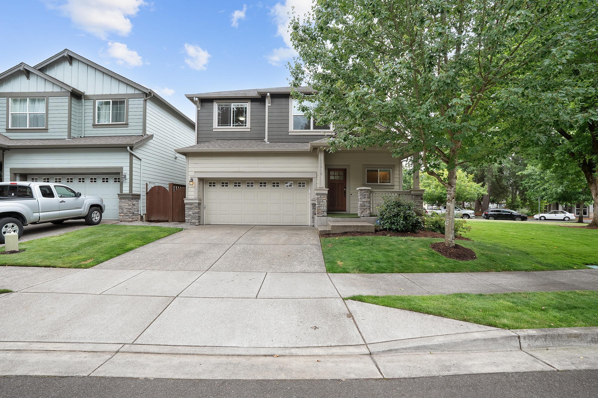Building Photo - 28616 Greenway Dr