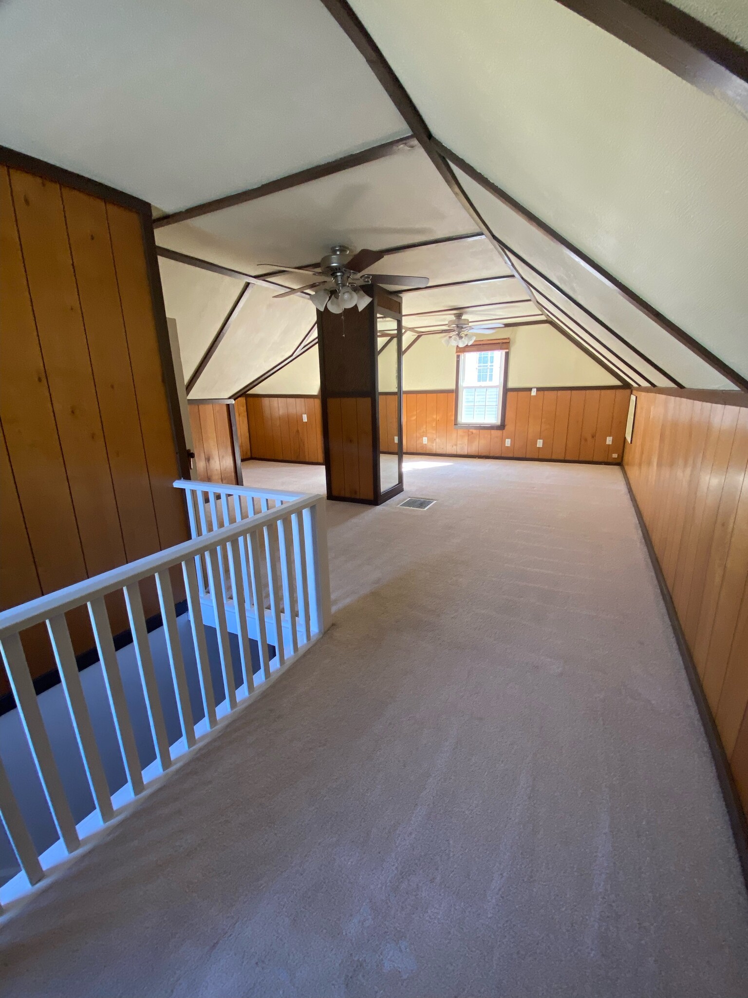 Building Photo - 8956 W Delaware Pky