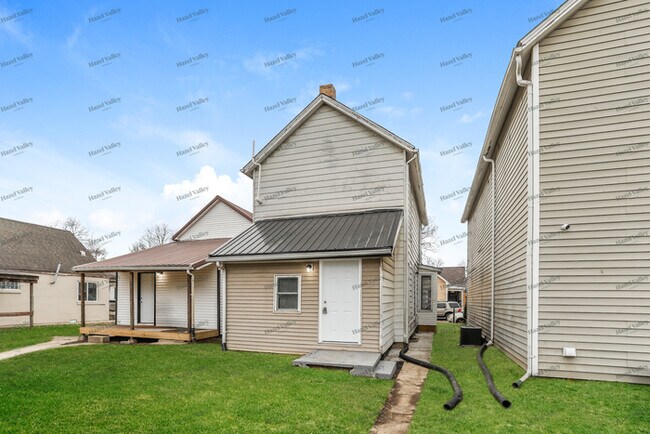 Building Photo - 2018 Howard Ave