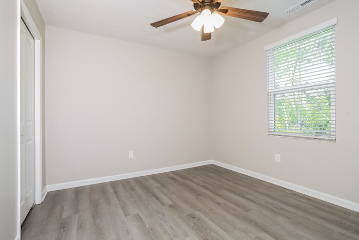 Building Photo - 5712 Tonya Marie Ct