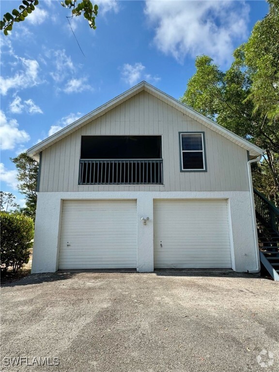 Building Photo - 6560 Sandalwood Ln