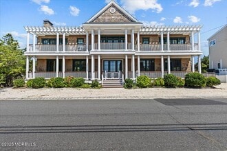 Building Photo - 1043 Barnegat Ln