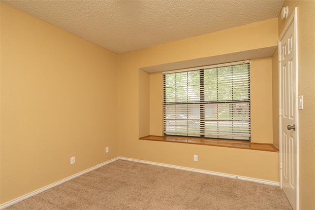 Building Photo - 744 Santa Fe Trail