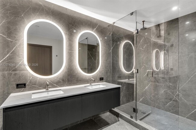 Building Photo - 20 NE 11th St