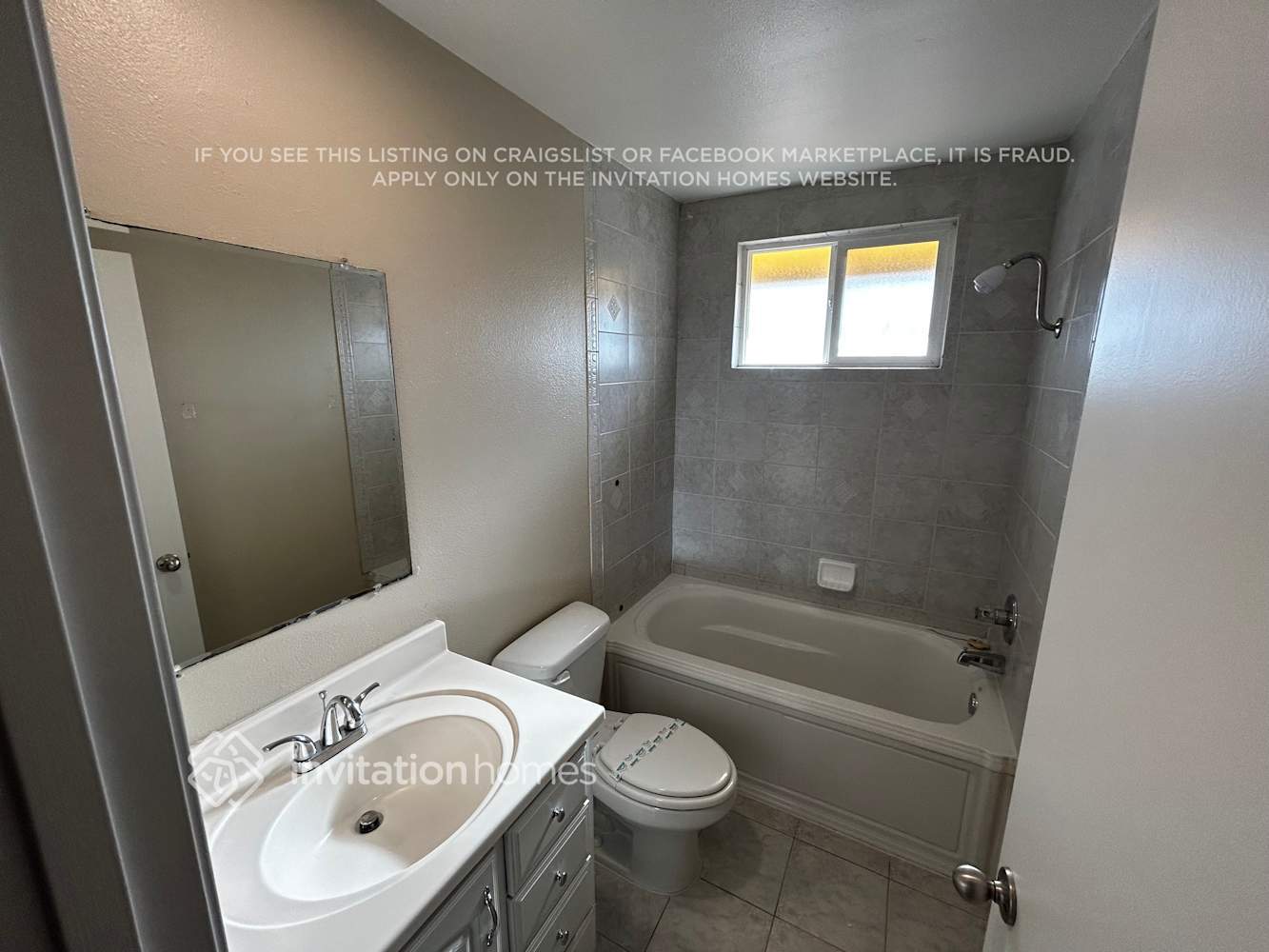 Building Photo - 11341 Rancho La Brea Dr