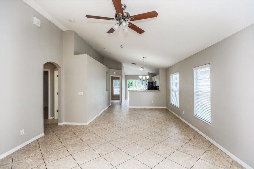 Building Photo - 7554 Oxford Garden Cir