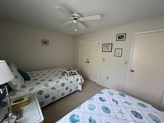 Building Photo - FURNISHED 2 BEDROOM/2 BATH UNIT 2ND FLOOR
