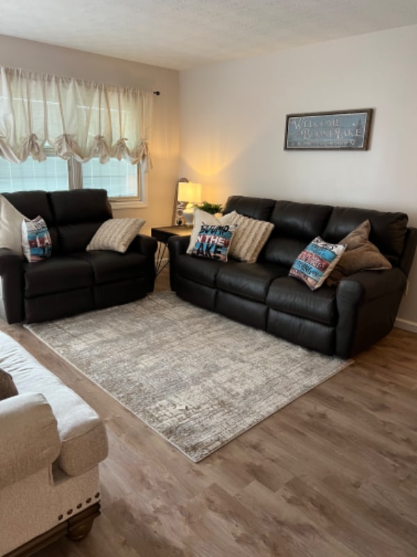 Building Photo - 516 Lakeside Dock Dr