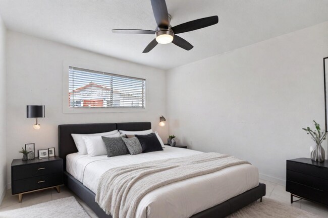 Building Photo - 1551 Broadway