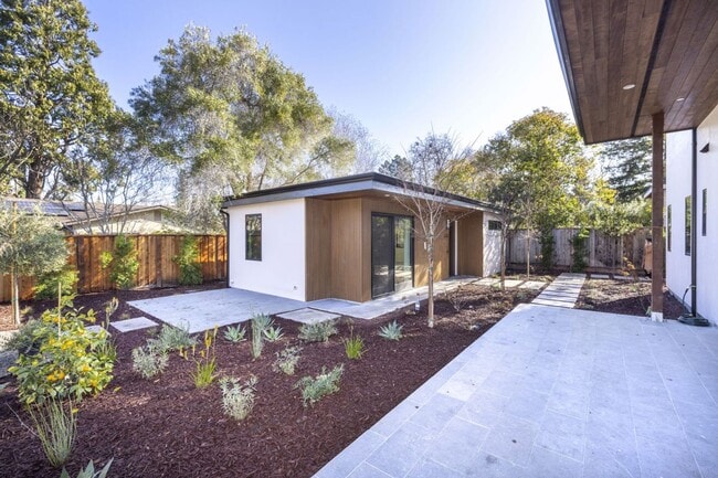 Building Photo - Newly Constructed 2 Bed, 1 Bath ADU in Barron Park w/ AC & Private Patio