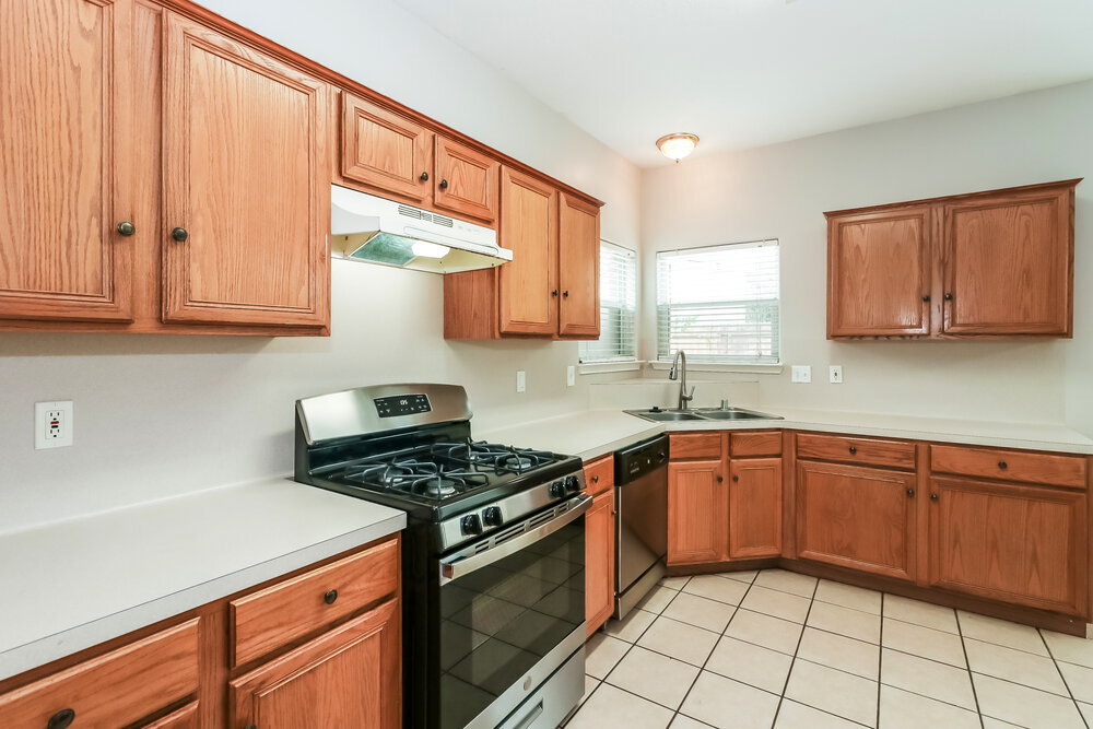 Building Photo - 12230 Heritage Grove Dr