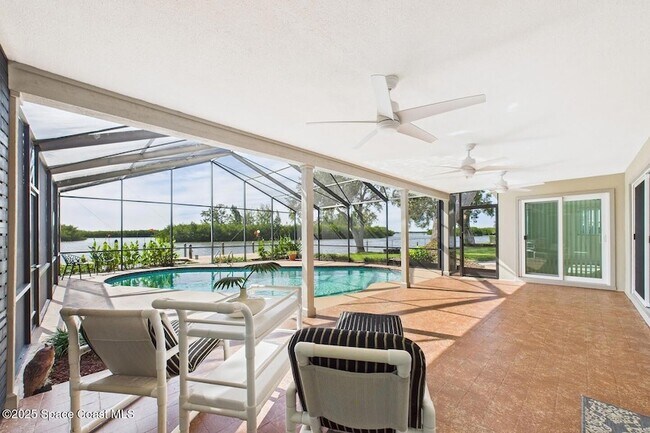 Building Photo - 778 Nassau Rd