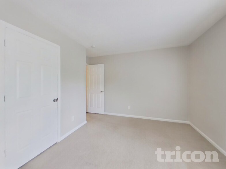 Building Photo - 7019 Hunter Gln Dr