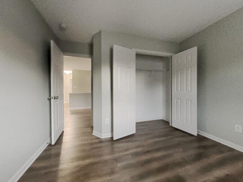 Building Photo - 9017 Shenington Pl