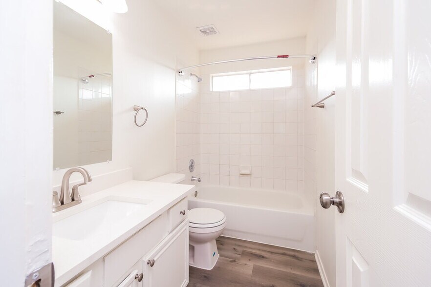 Building Photo - 4839 Callery Creek Dr