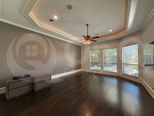 Building Photo - 4546 Warwick Ln