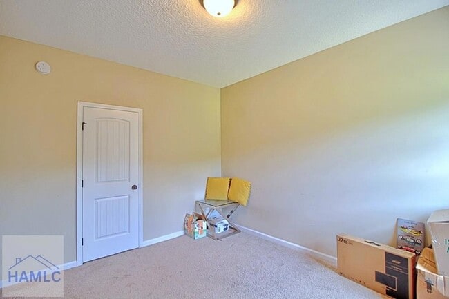 Building Photo - 248 Sawmill Rd
