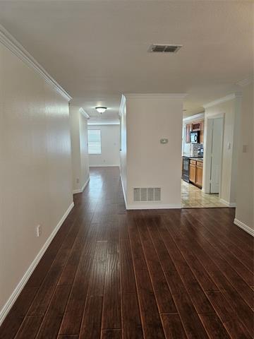 Building Photo - 3009 Meadow Bluff Dr