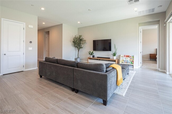 Building Photo - 832 Canonbury St