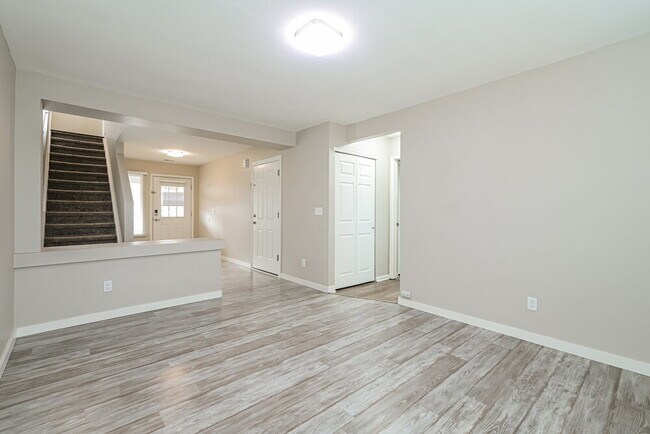 Building Photo - 18653 E 42nd Pl