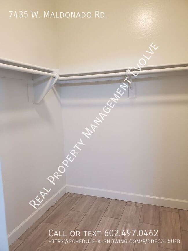 Building Photo - Modern and Elegant Rental Home in Laveen, ...