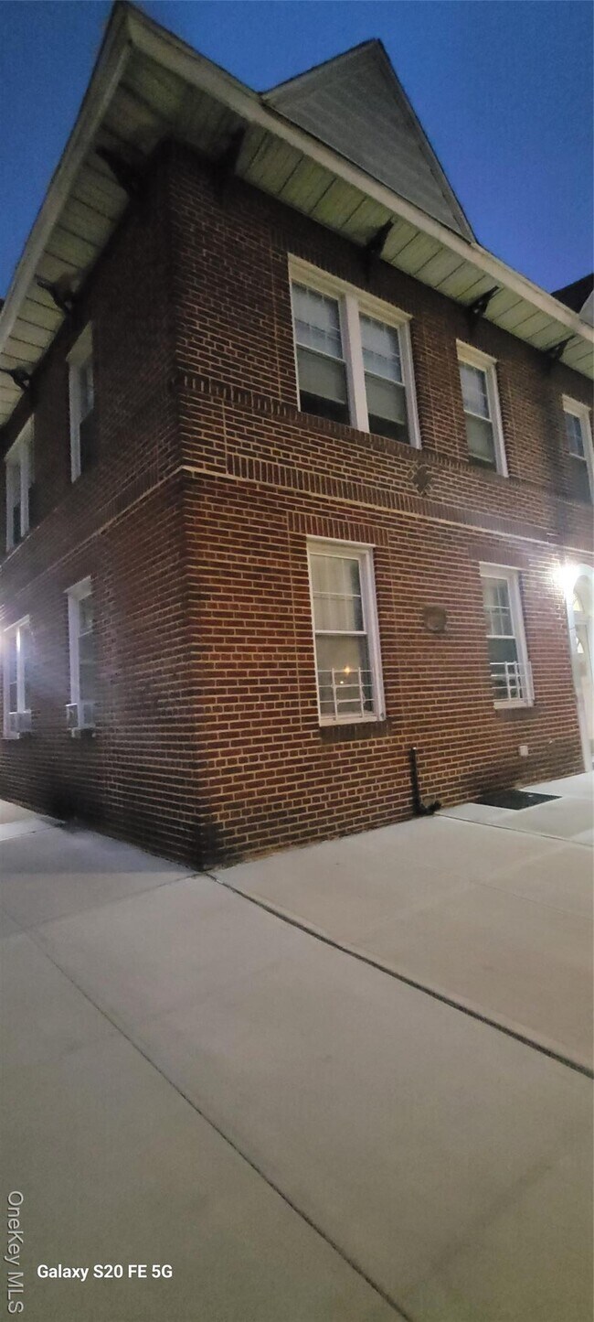 Building Photo - 238-05 Braddock Ave