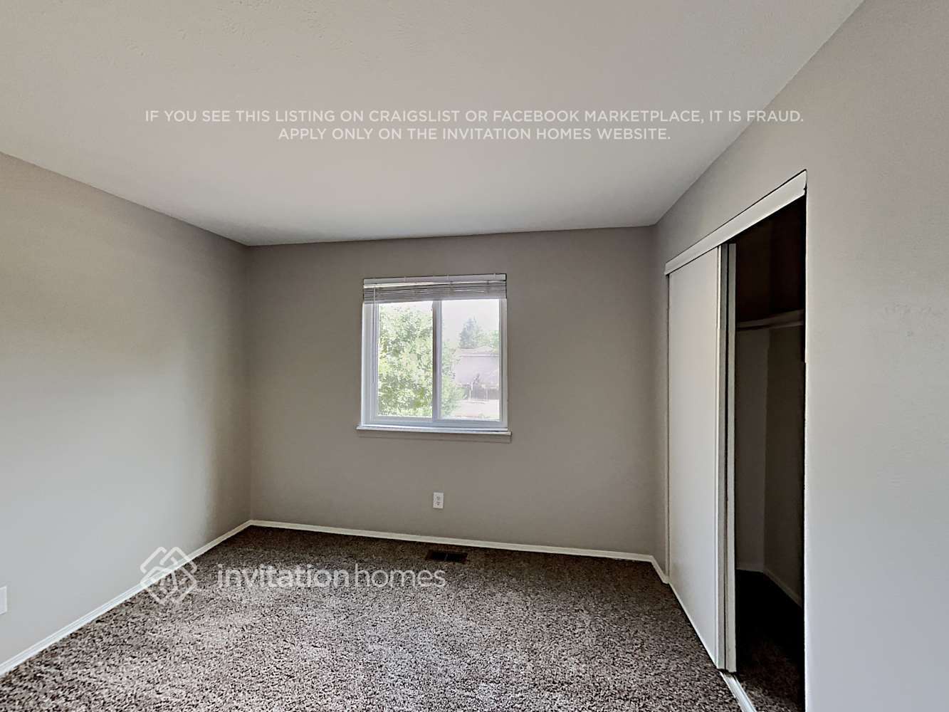 Building Photo - 3884 S Truckee Ct