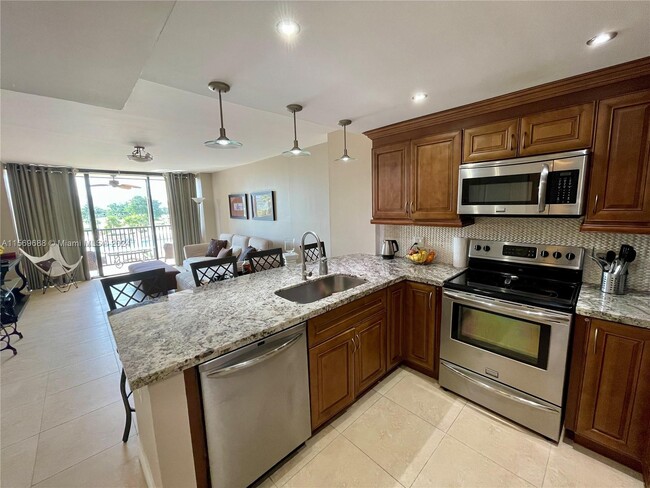 Building Photo - 20301 W Country Club Dr