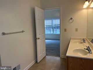 Building Photo - 103 Mango Street