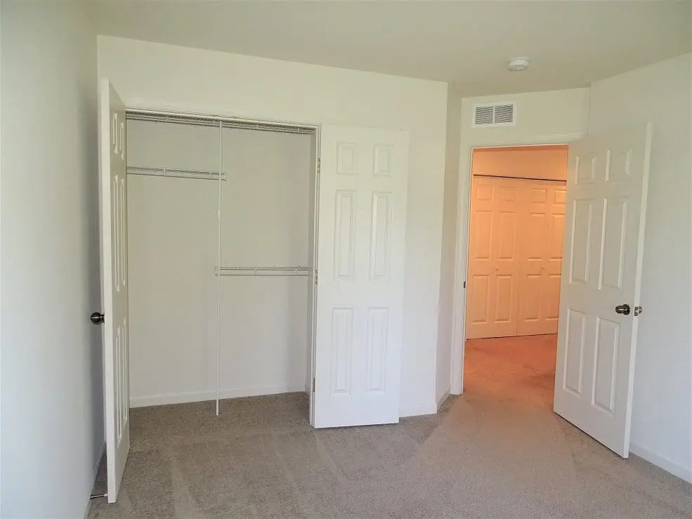 Building Photo - 185 Linda Sue Ln