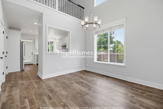 Building Photo - 11641 SW Grenoble St