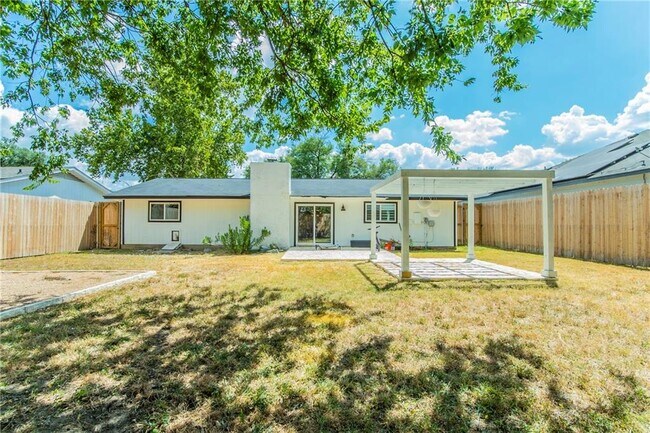 Building Photo - 5702 Whitebrook Dr